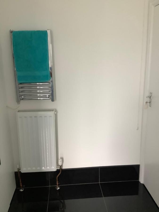 Bed and Breakfast Heddfan Llanboidy Экстерьер фото